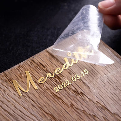 İyi bir fiyat. Özel Çekiçli Hologram Logo Tasarımı Altın Damga Vinyl Dikkate Alıcı 50ml Parfüm Mum & Parfüm Şişesi Etiketi çevrimiçi